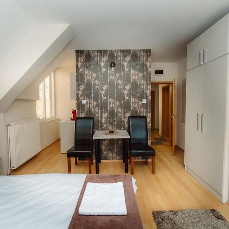 Duga Apartmani Kragujevac Exterior foto