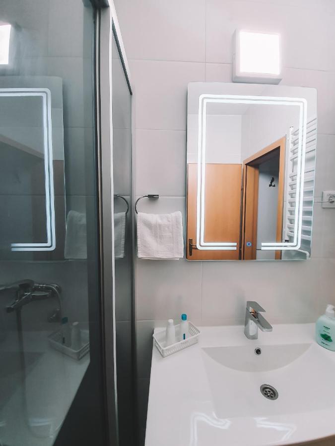 Duga Apartmani Kragujevac Exterior foto